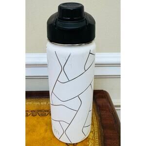 Simple Modern Summit Stainless Steel Reusable Geometric Water Bottle 18 oz.